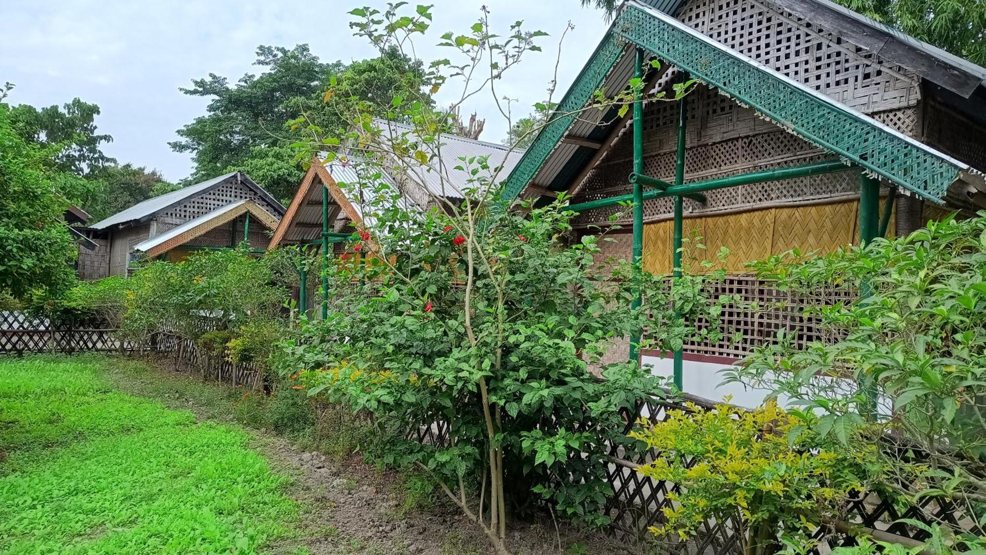 Jyoti Home Bamboo Garden Lodge Majuli ภายนอก รูปภาพ