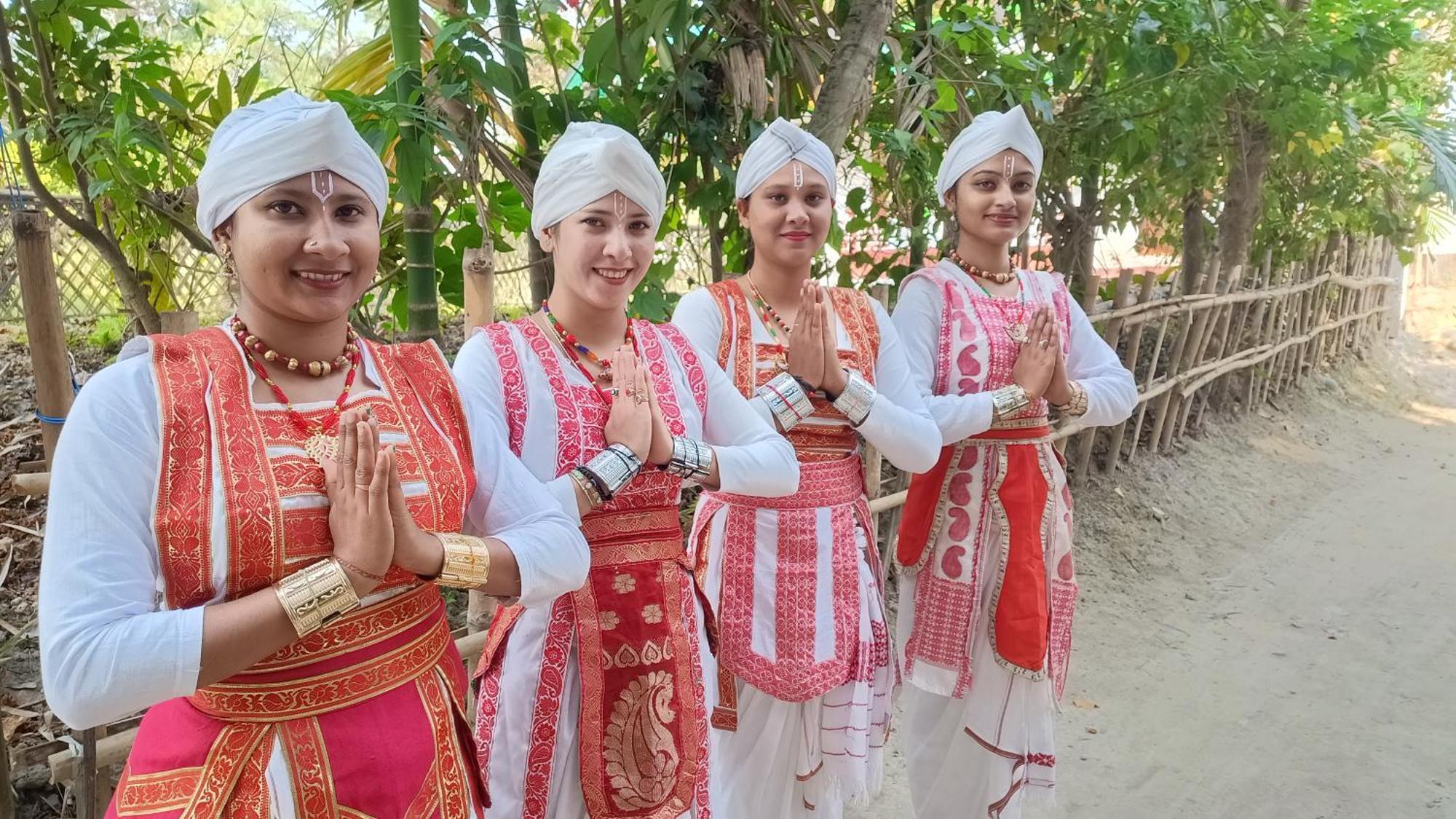 Jyoti Home Bamboo Garden Lodge Majuli ภายนอก รูปภาพ